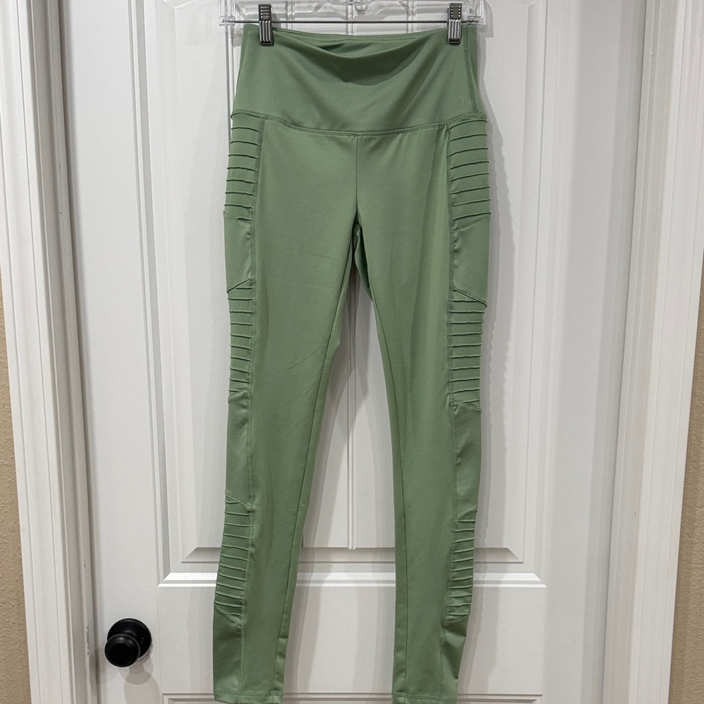 NWOT Ruby Ribbon Mint Green Leggings - Picture 5 of 6